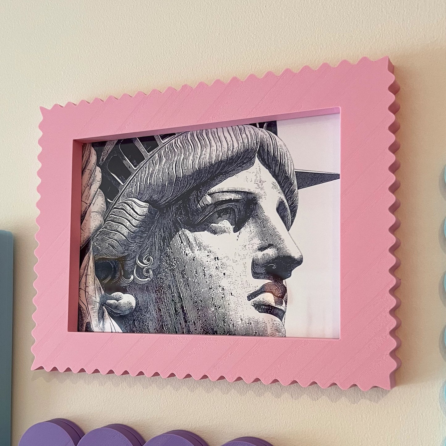 Magnetic Modular Squiggle Plastic Frame - Blood Orange - 5x7 Inch