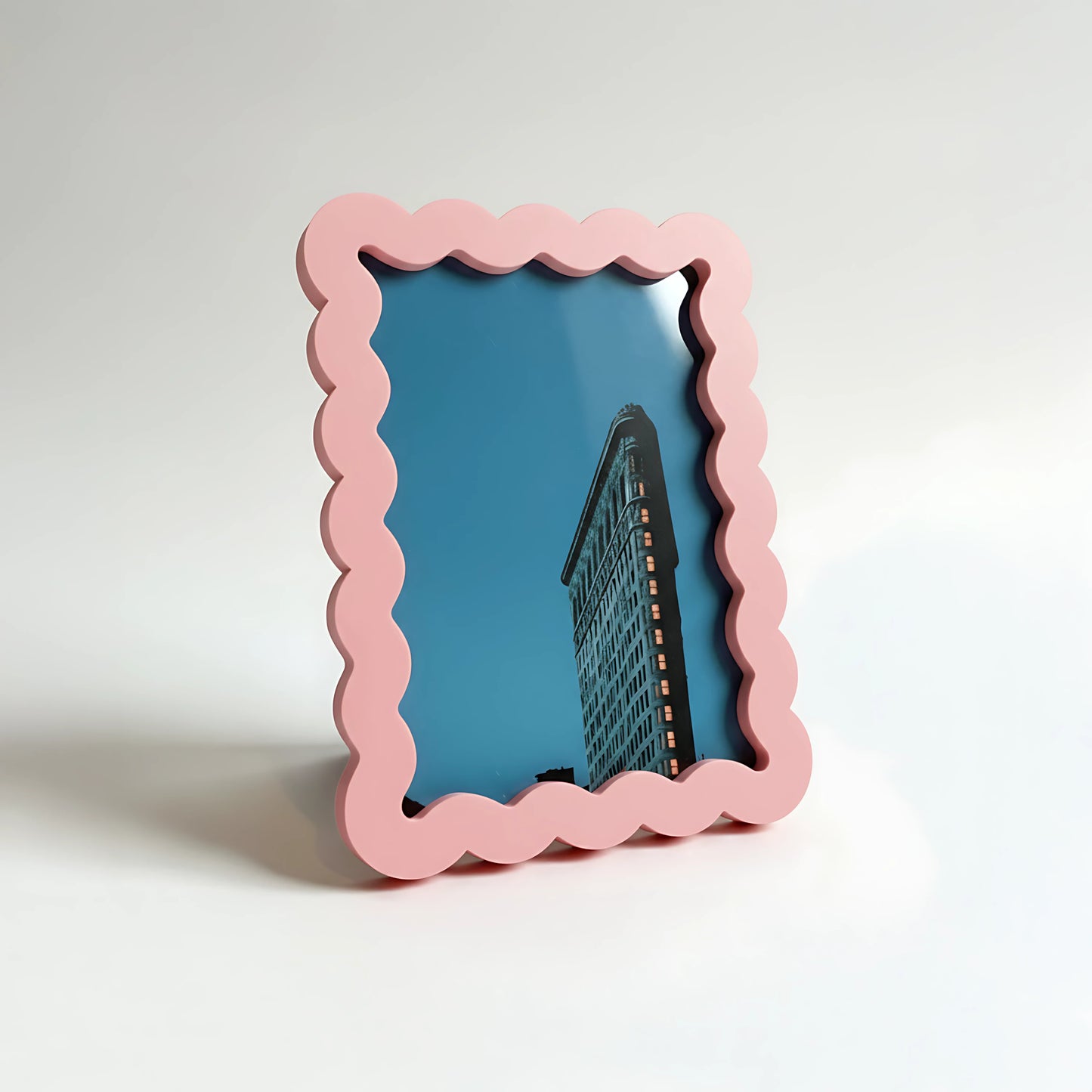 Magnetic Modular Wavey Plastic Frame - Sakura Pink - 5x7 Inch