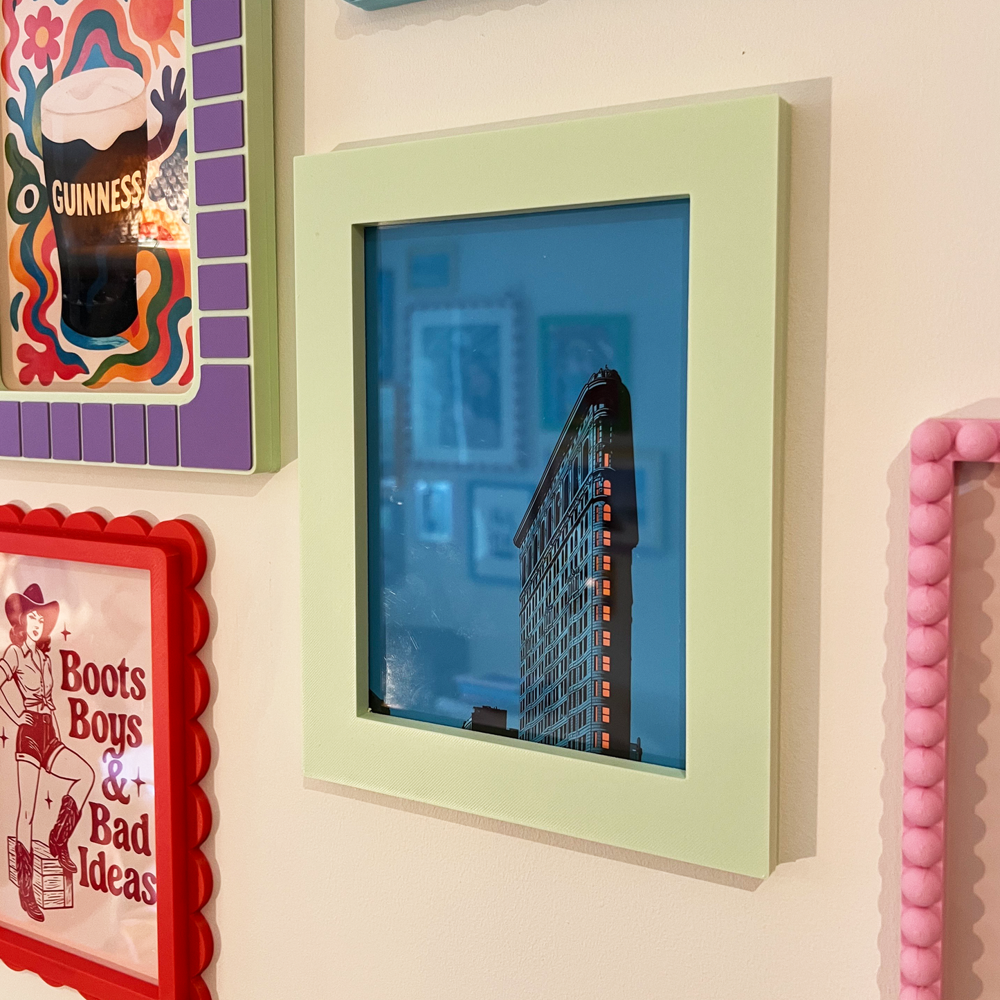 Magnetic Modular Solid Plastic Frame - Silver Metal