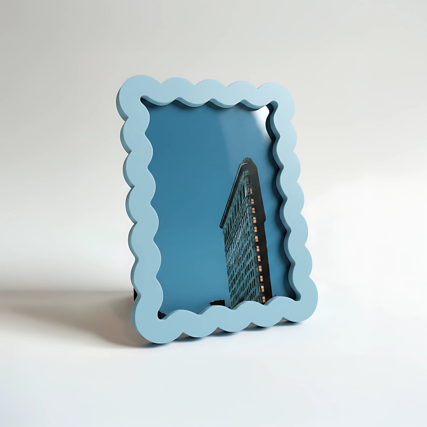 Magnetic Modular Wavey Plastic Frame - Ice Blue - 5x7 Inch