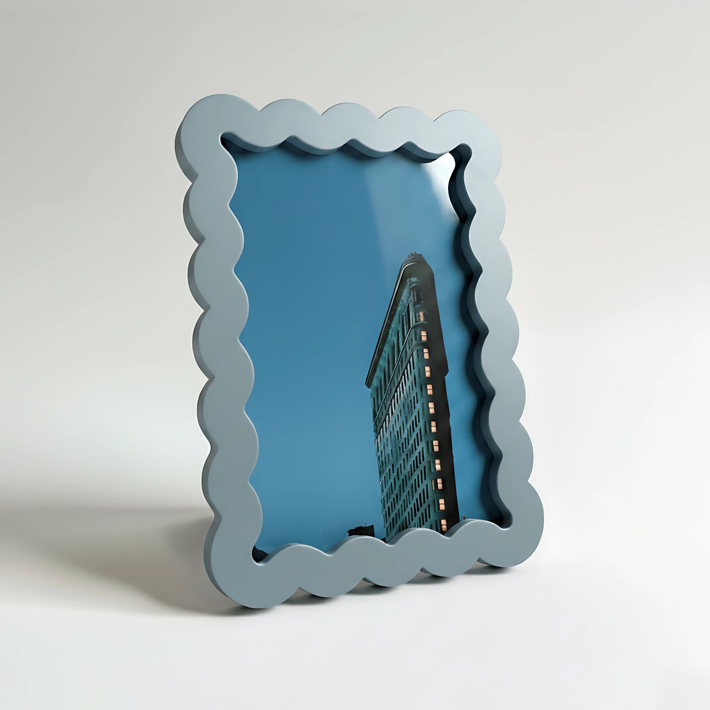 Magnetic Modular Wavey Plastic Frame - Greyish Blue - 5x7 Inch