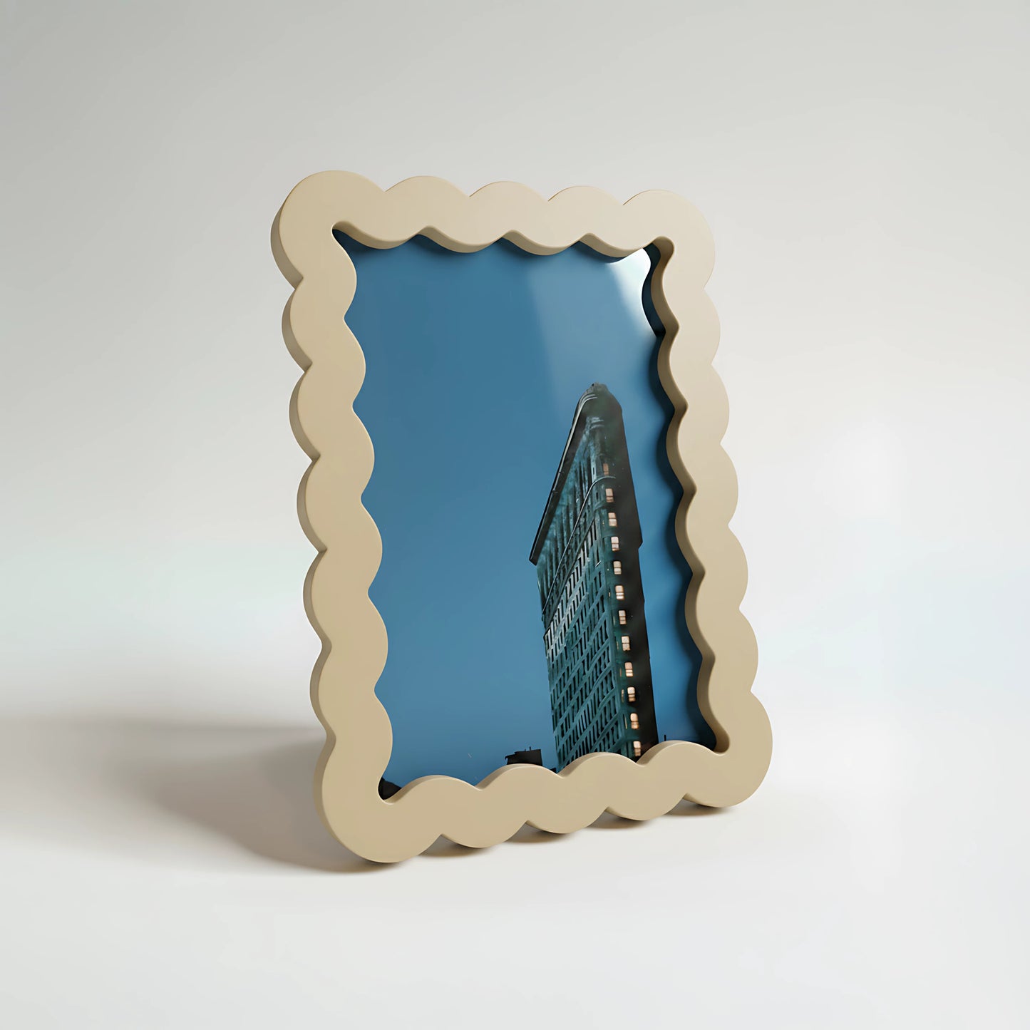 Magnetic Modular Wavey Plastic Frame - Sand - 5x7 Inch