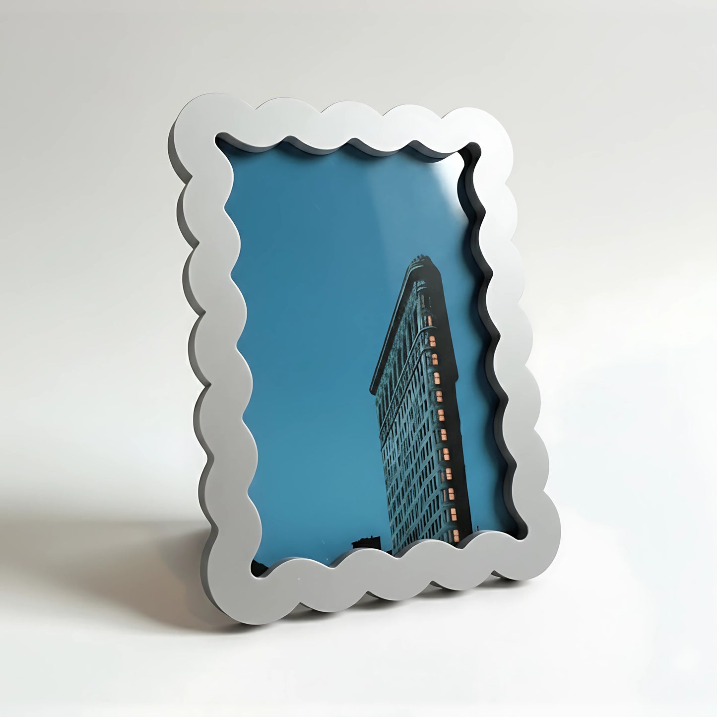 Magnetic Modular Wavey Plastic Frame - Silver Metal - 5x7 Inch